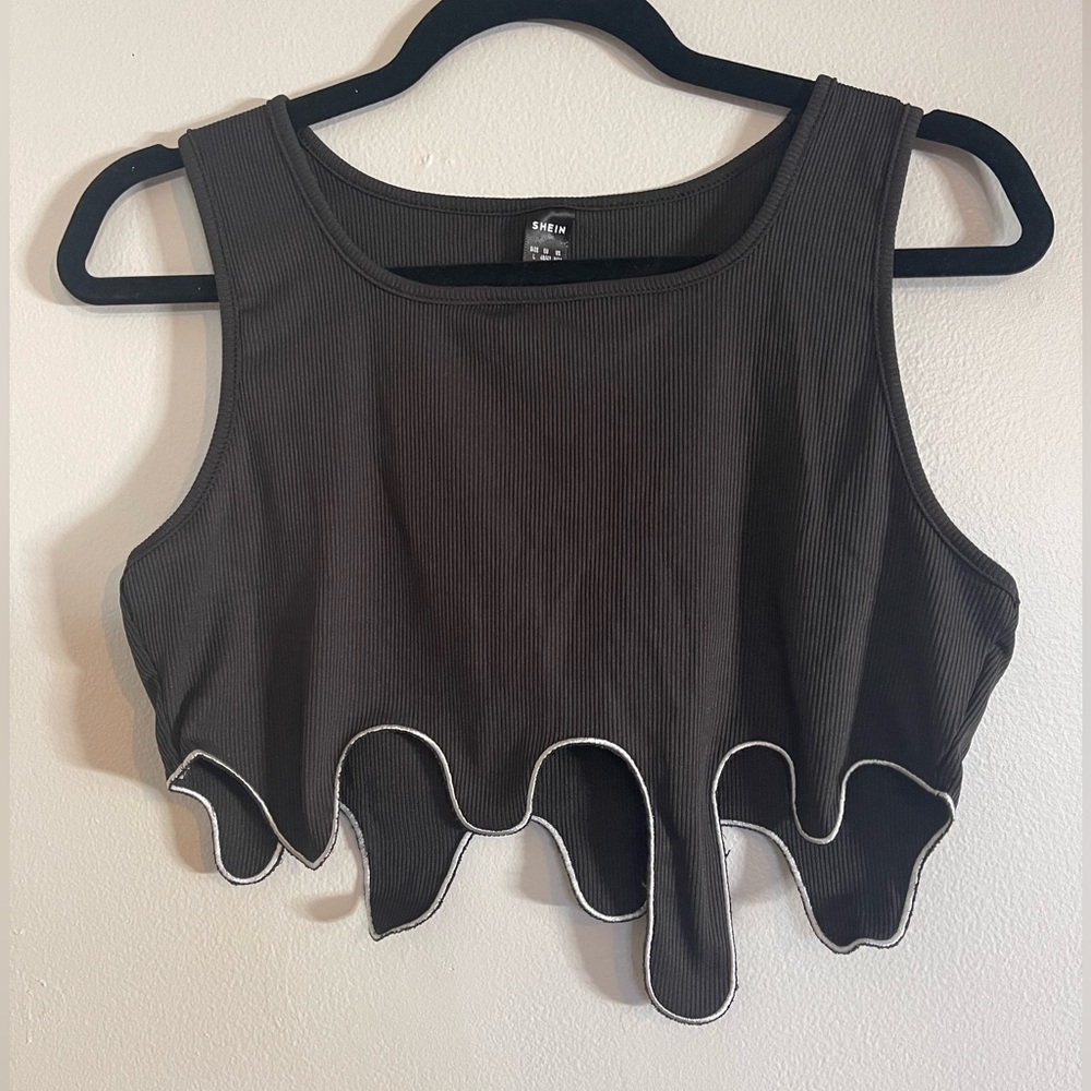 Black and White SHEIN Drip crop top, Size:L